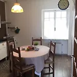 Alchimia House * Cisano sul Neva
