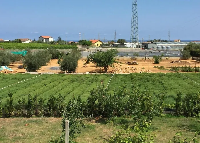 Alchimia House * Cisano sul Neva